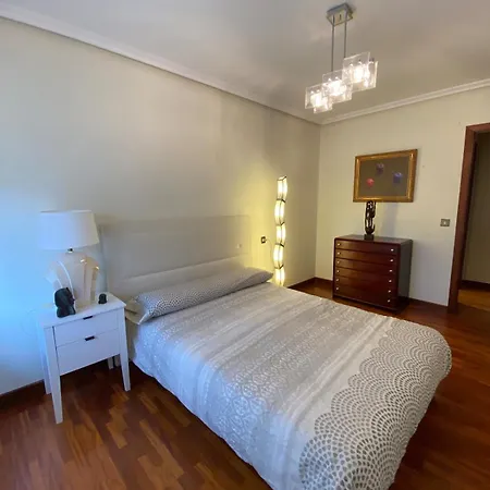 Apartment Homeoffice With Church Views Zumárraga